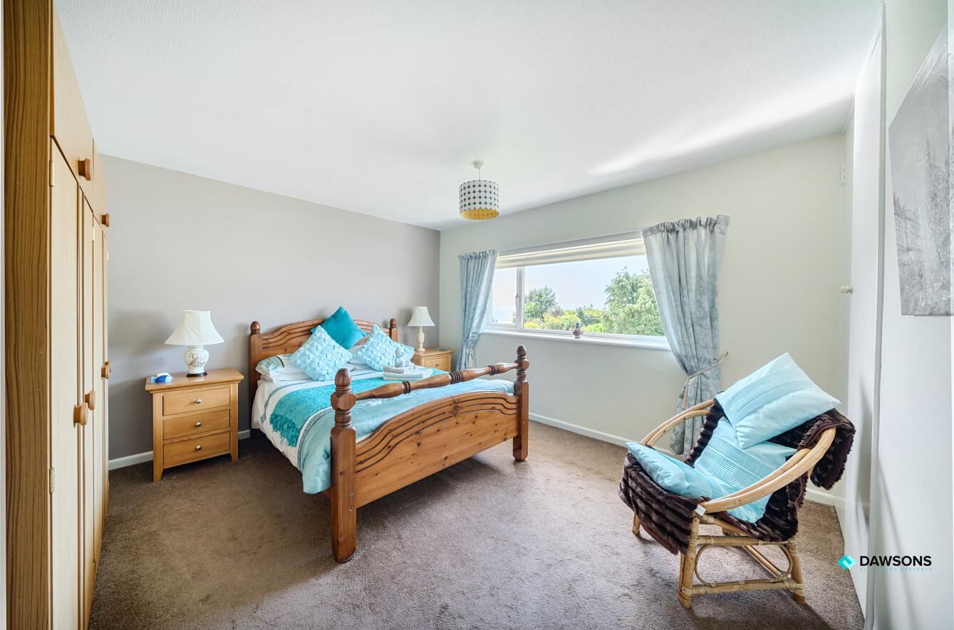 Cambridge Close, Langland, Swansea, SA3 4PF